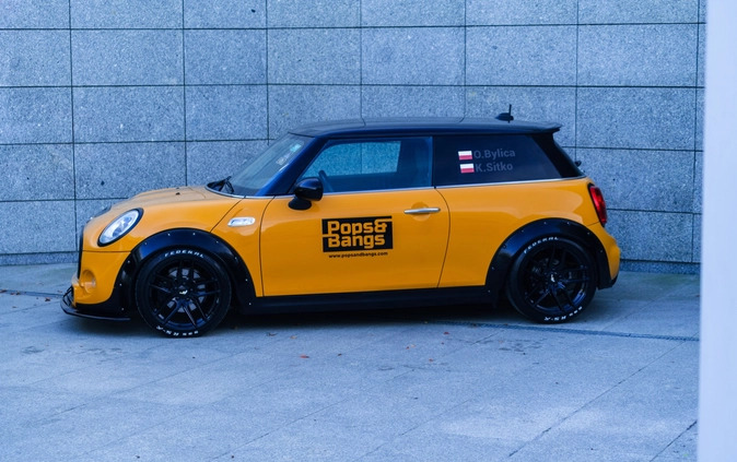 MINI Cooper S cena 69999 przebieg: 100000, rok produkcji 2014 z Wrocław małe 137